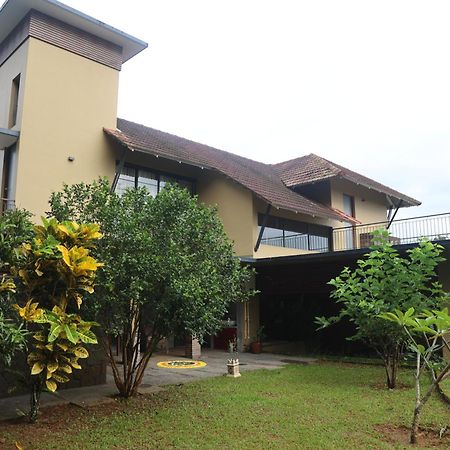 Homestay Namaha Meppādi エクステリア 写真